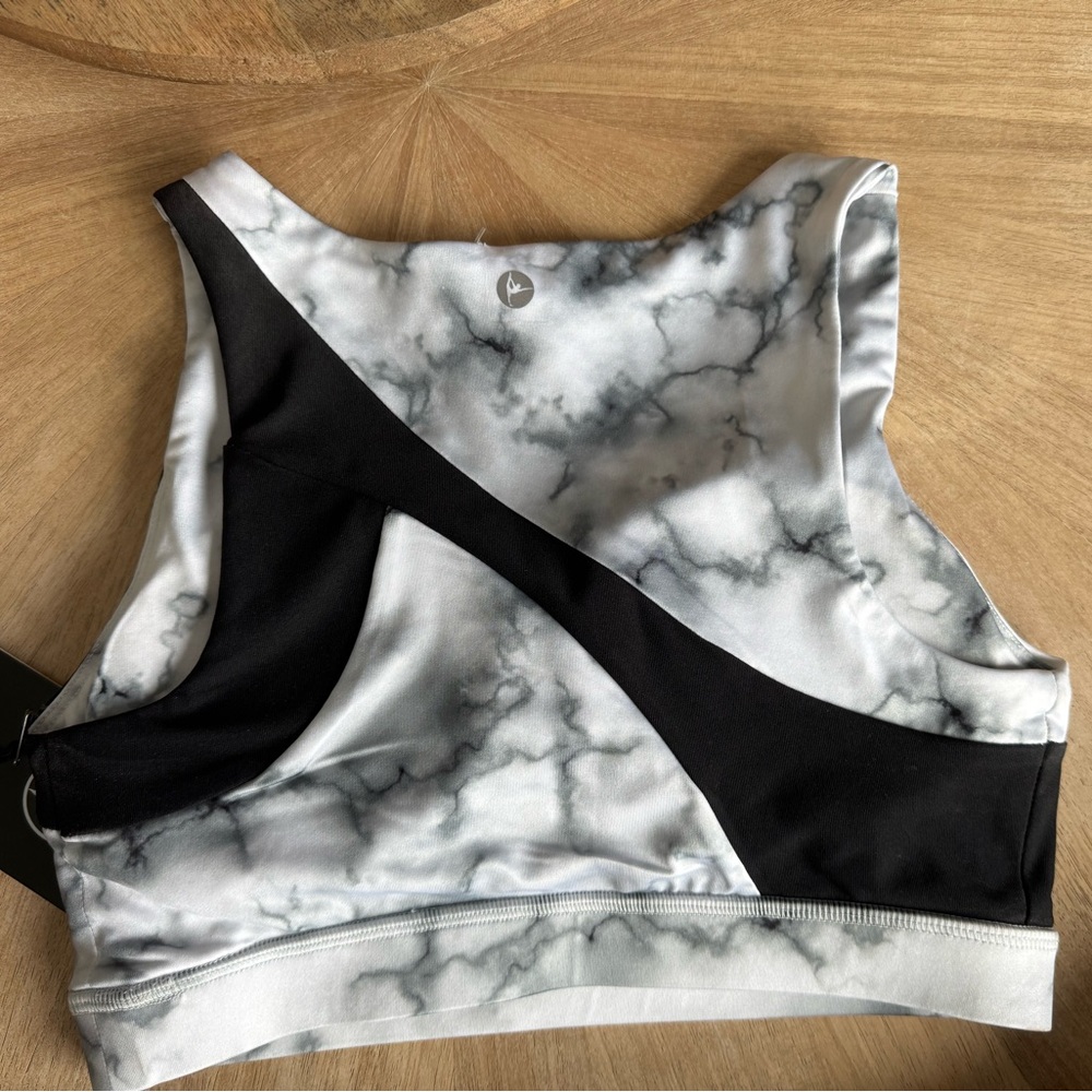 Sport Bra Top - Picture 2 of 4